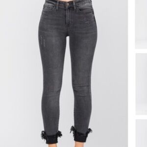 Judy Blue skinny fit shark hem jeans 14w
